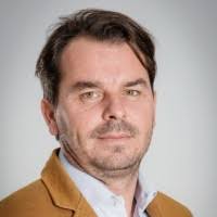 300+ "Dave Moreau" profiles