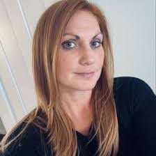 Tiffany Poore's Instagram, Twitter & Facebook