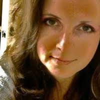 Kimberly Rafter's Instagram, Twitter & Facebook