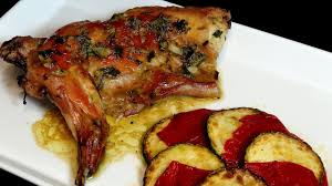 En este video muestro una de las formas en que se puede cocinar un conejo y sobretodo con la falta de recursos con las que se topa un chofer de camion, y. Conejo Asado Recetas De Carne Youtube