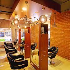I visited one of the best hair salons in chennai and here's me sharing my experience, in tamil :d. Top Salons In Chennai I Lbb Chennai
