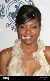 Davis henson hi-res stock photography and images