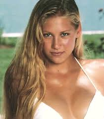 Good evening official group #enriqueiglesias With his Family and Izabell  Presley Muther ❤️❤️❤️ and group ❤️❤️❤️