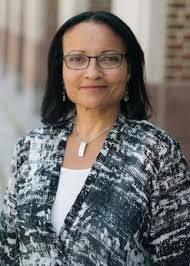 Tina Dooley's Instagram, Twitter & Facebook