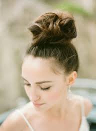 So it's a high time to set your priorities! Simple And Effortless Updos For Medium Hair To Do Yourself Paperblog