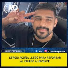 ⚽️🛬 Sergio Acuña llegó para reforzar Oriente Petrolero. El delantero  paraguayo 🇵🇾 tiene todo arreglado para ser el 9 'Verdolago'. Fue sometido  a revisión medica y espera firmar su contrato. #MundoDeporte Con