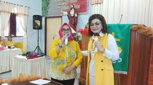 Maybe you would like to learn more about one of these? Marlina Moha Nyanyikan Lagu Indah Rencanamu Tuhan Duet Dengan Bupati Minsel Di Rutan Malendeng Tribun Manado