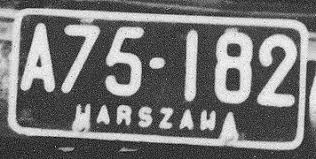 Tradycyjna tablica rejestracyjna zawiera czarny zapis na białym tle. Tablice Rejestracyjne W Polsce Wikipedia Wolna Encyklopedia