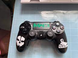 Mw I Made A Friend A Custom Call Of Duty Ps4 Controller With Vinyl Decals I Cut Out With A Cricut Machine R Callofduty