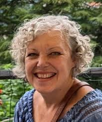 Meet the Artist, Lisa Higgs, this Saturday 1 February 12pm-2pm, to chat  about her exhibition 'Remember When' Artist Jennifer Keogh will also be in  The Arts Lounge from 10am. Image: Lisa Higgs |