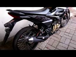 Untuk mempermudah anda yang telah memperhitungkan pekerjaan bongkar pasang. Custom Decal Vinyl Striping Motor Full Body Motor Satria Fu Thema One Piece By Digitive By Lemuel Printing