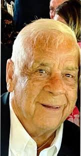 Richard Wollenberg's Instagram, Twitter & Facebook