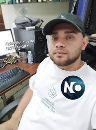 LAMENTABLE EMPLEADO DE LA ALCALDÍA DE JIQUILISCO SE QUITÓ LA V1D@ Daniel  Velasquez, empleado de la unidad de catastro de la Alcaldía de Jiquilisco,  tomó la faltal decisión de acabar con su