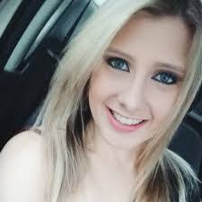 Elsa Kuhn's Instagram, Twitter & Facebook