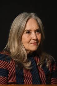 Della Christy's Instagram, Twitter & Facebook