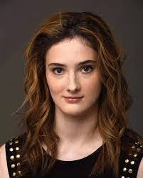 Sharon Goding's Instagram, Twitter & Facebook