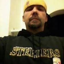 Kenny Chadwick's Instagram, Twitter & Facebook