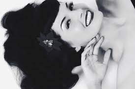 Layered hairstyles always look good for long hair because layers add volume, flow, and movement on cute styles. How To Burlesque Hairstyles For Long Hair Burlexe