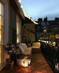 Pin By Laura Gawron On Balcons Balcony Decor Balcony Design Apartment Balcony Decorating