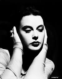 Lily Lamour (@Lillian_Lamour)