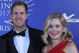 Последние твиты от sebastian vettel #5 (@sebvettelnews). Formel 1 Fahrer Frauen Die Besseren Halften Der Fahrer Autobild De