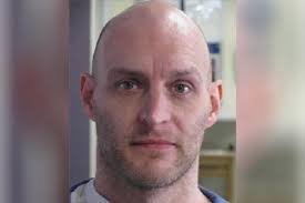 Phil Lockwood's Instagram, Twitter & Facebook