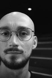 Lewis Farley's Instagram, Twitter & Facebook