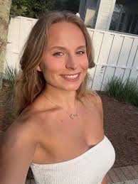 Karina Warner 🇧🇾