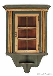 Pennsylvania Painted Pine Hanging Corner Cupboard Late 18th C 60 1 2 H 37 W Legno