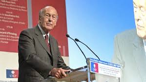 Au cours de son septennat, valéry giscard. Mort De Valery Giscard D Estaing Ses Reformes Qui Ont Change La Vie Des Femmes Magicmaman Com