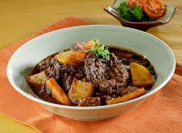 Daging sapi semur pedas : Resep Semur Daging Pedas Enak Menu Makan Siang Dengan Perpaduan Rasa Yang Maknyus Semua Halaman Sajian Sedap