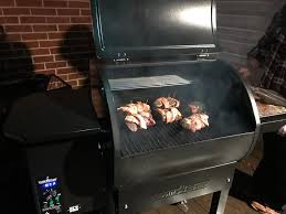 Learn about all the features and pros when the traeger patent expired in 2006, competition from other companies started to pick up while camp chef doesn't have the massive range of options that traeger does, their woodwind and. Camp Chef Premium Hardwood Pellets 20 Lbs Dick S Sporting Goods