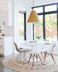 Tapis Rond Pas Cher Et Design Blog Deco Clem Around The Corner Salle A Manger Table Ronde Deco Salle A Manger Deco Maison