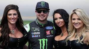The monster energy girls have brought plenty of pizzazz to the nascar circuit since 2017. Get To Know 15 Monster Energy Girls On The Nascar Scene Fox Sports