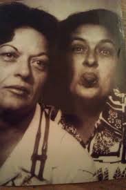 Could someone please edit my husbands grandmas tongue out of this photo 🥹  she passed away last night and I really love this picture minus the tongue  filter 🤦‍♀️❤️