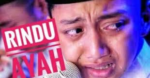 Gus azmi ayah aku rindu syubbanul wathon full lirik. Lirik Lagu Rindu Ayah Gus Azmi Blog Md Ruzai