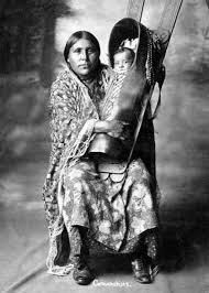 Black And Native American Hugging Native Mothers Through The Years A Collection Of Images From Around The Web Native American Women Native North Americans Native American Peoples