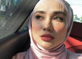 foto inilah 6 selebriti terkaya di malaysia 1. Top 15 Selebgram Hijabers Asal Malaysia