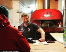 Jesper blomqvist 10:27, 22 may 2019. Man United Legend Jesper Blomqvist Opens Up A Pizza Restaurant Daily Mail Online