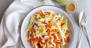 Salade De Chou Pointu Fenouil Carotte Et Pomme Sauce Amande Soja Recettes Cooking Recette En 2020 Salade De Chou Recettes De Cuisine Salade
