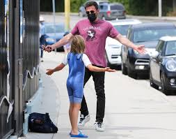 Jul 04, 2021 · jennifer jlo lopez and ben affleck got quite close to one another while talking some time at the hamptons in new york. Ben Affleck Shows Son Affection After Bonding With J Lo S Teenage Twins At Family Dinner