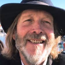 Unlocking the Power of Storytelling in Public Speaking