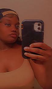 If u get Bae and I see u with anóther bae, I go tell ya bae. Don't carry  another bae near me cus we have to fíx this coúntry