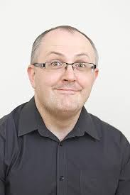 Idiot Brain: A Neuroscientist Explains What Your Head Is Really Up To :  Burnett, Dean, Keating, John: Amazon.co.uk: Books