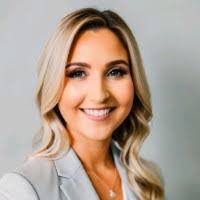 Emma Sparks's Instagram, Twitter & Facebook