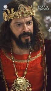 Nabucodonosor pede para o Deus dos hebreus salvar Daniel, Você pode rever  #ORicoELázaro no #PlayPlus e também na #RECORD: de segunda a sexta, às  15h30!