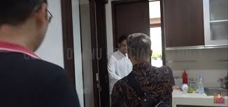 Alamat ustad danu di jakarta. Menengok 7 Potret Rumah Ustad Danu Yang Dipenuhi Peliharaan Burung