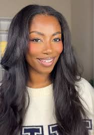 Majestic Curve Salome Muñoz