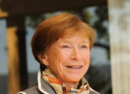 Mary Weber Novak, Founder of Spottswoode Estate Vineyard & Winery, Dies at  84