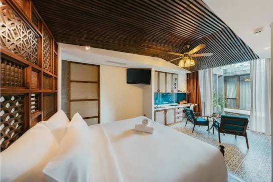 nên ở khách sạn khu nào Đà Nẵng